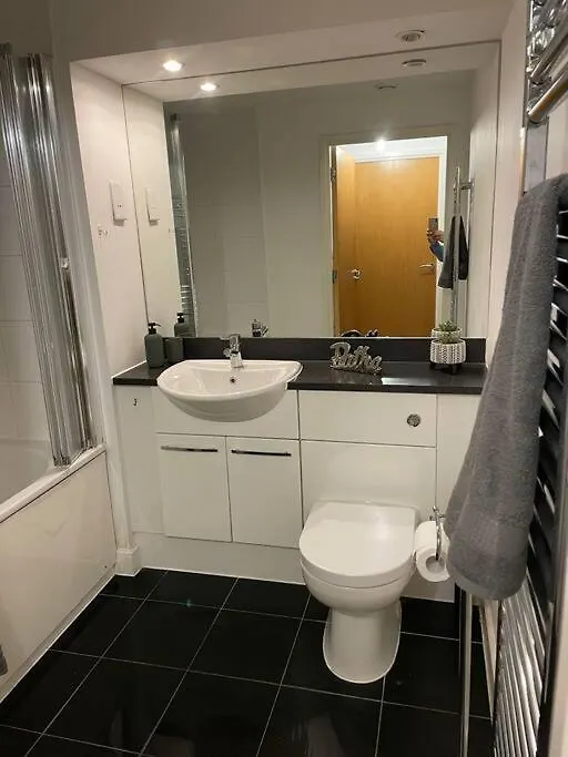 1 Bedroom Apartment Royal Docks London