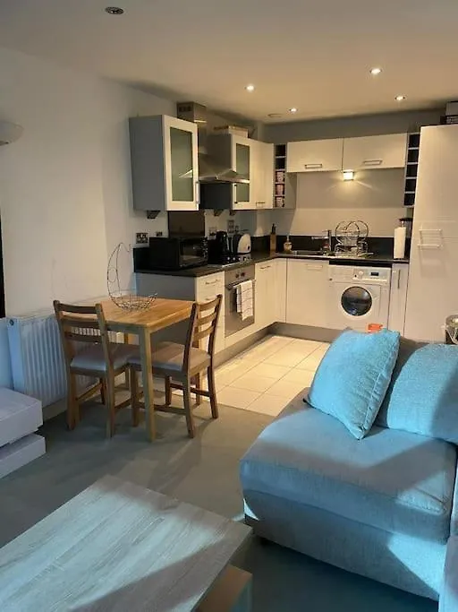 1 Bedroom Apartment Royal Docks London