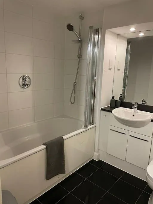 1 Bedroom Apartment Royal Docks London 0*,