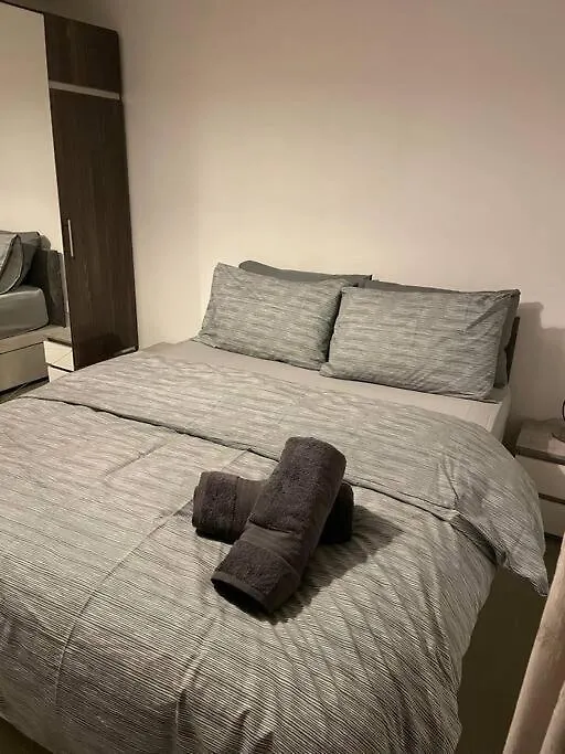 1 Bedroom Apartment Royal Docks London United Kingdom